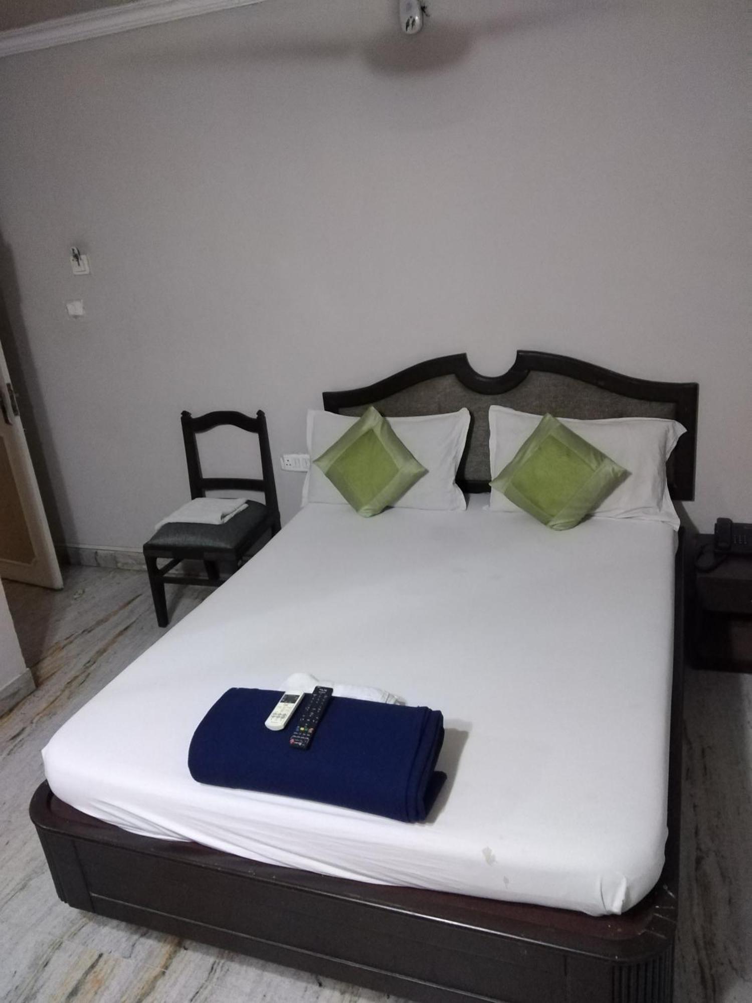 Hotel Grand Tower Chennai Pokój zdjęcie
