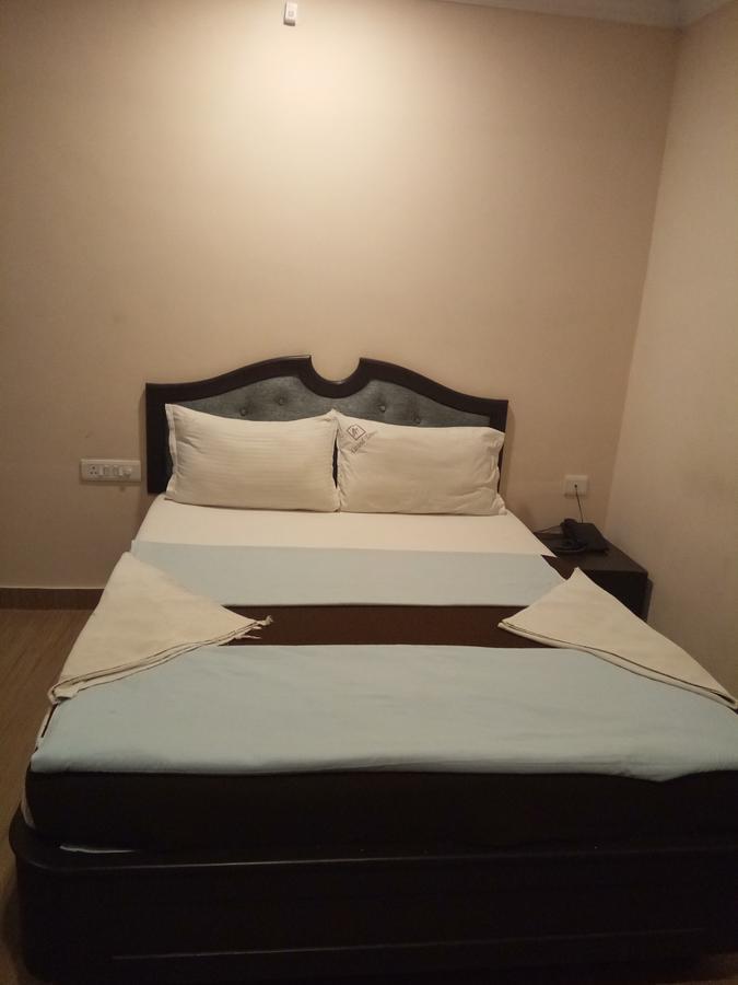 Hotel Grand Tower Chennai Zewnętrze zdjęcie